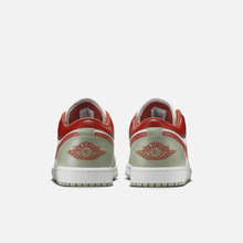 Air Jordan 1 Low - Branco-creme / Verde-jade / Cinza-platinado / Branco / Vermelho-terra