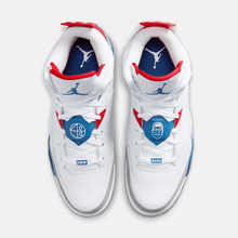 Air Jordan Son of Mars Low - Branco / Vermelho / Cinza claro / Azul-vivo