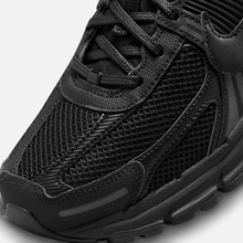 Nike Zoom Vomero 5 - Preto / Antracito