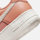 Nike Air Force 1 Low LX - Marrom / Branco-acinzentado