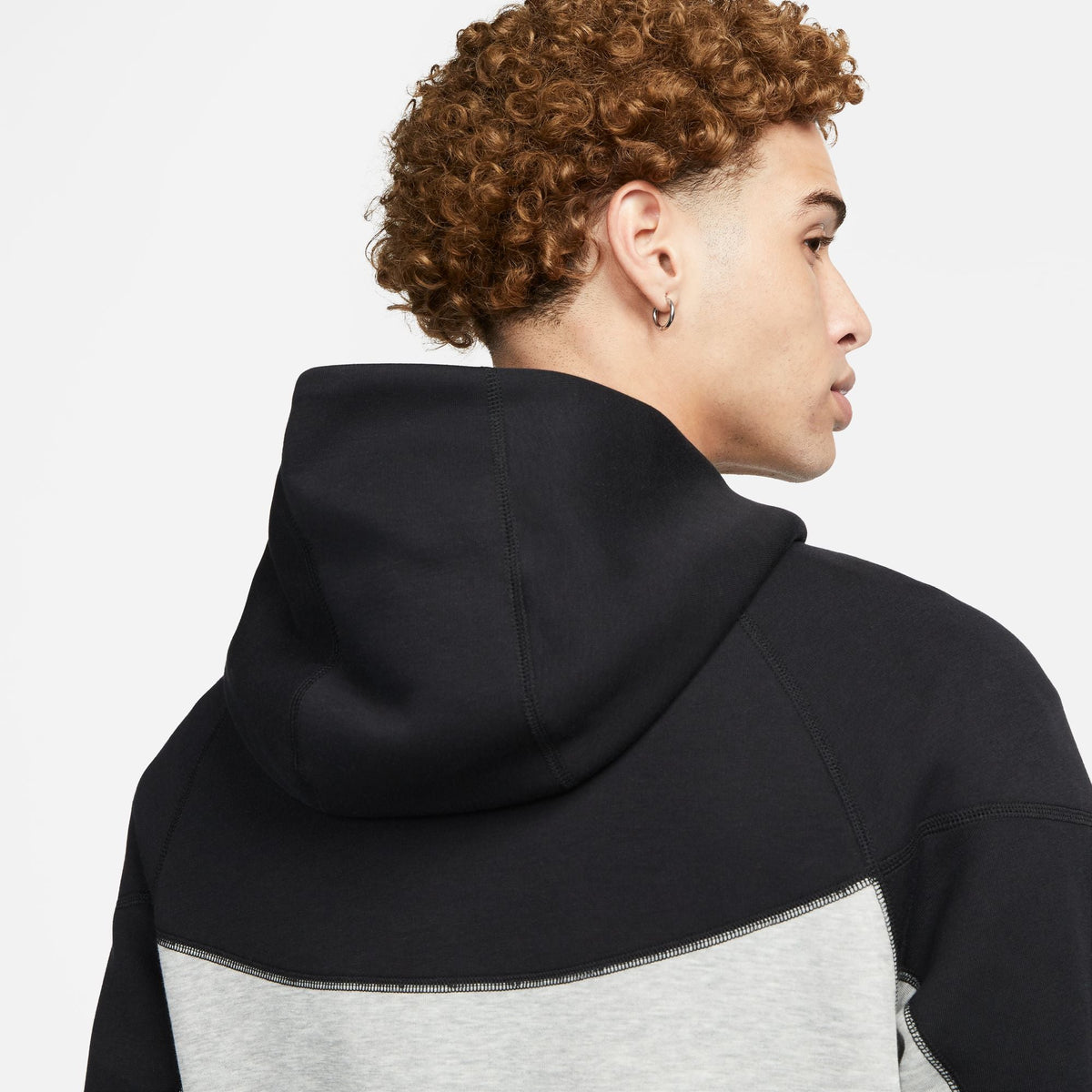 Jaqueta Nike Tech Fleece Windrunner - Cinza e Preto