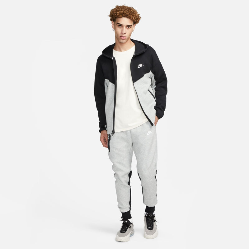 Jaqueta Nike Tech Fleece Windrunner - Cinza e Preto