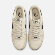 Nike Air Force 1 Low - Cáqui-claro / Preto