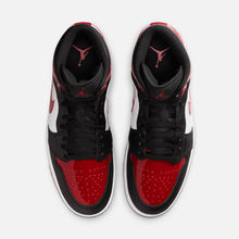 Air Jordan 1 Mid SE Patent Bred Toe - Preto / Branco / Vermelho