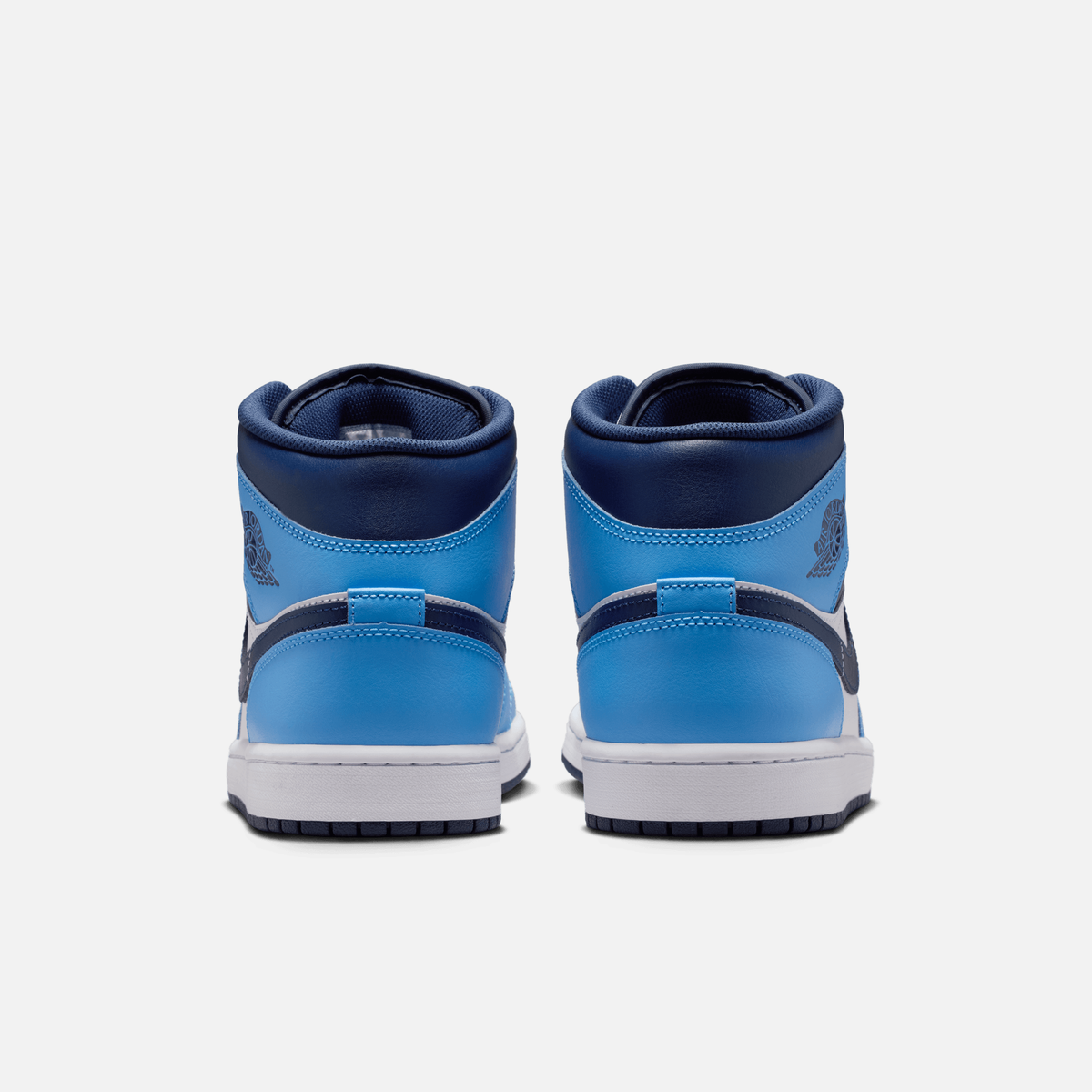 Air Jordan 1 Mid - Azul-universitário / Branco / Branco-creme / Azul-marinho
