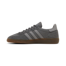 Handball Spezial - "Grey Gum"
