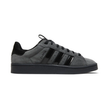 Campus 00s - "Carbon Black"