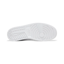 Air Jordan 1 Mid - "Triple White"