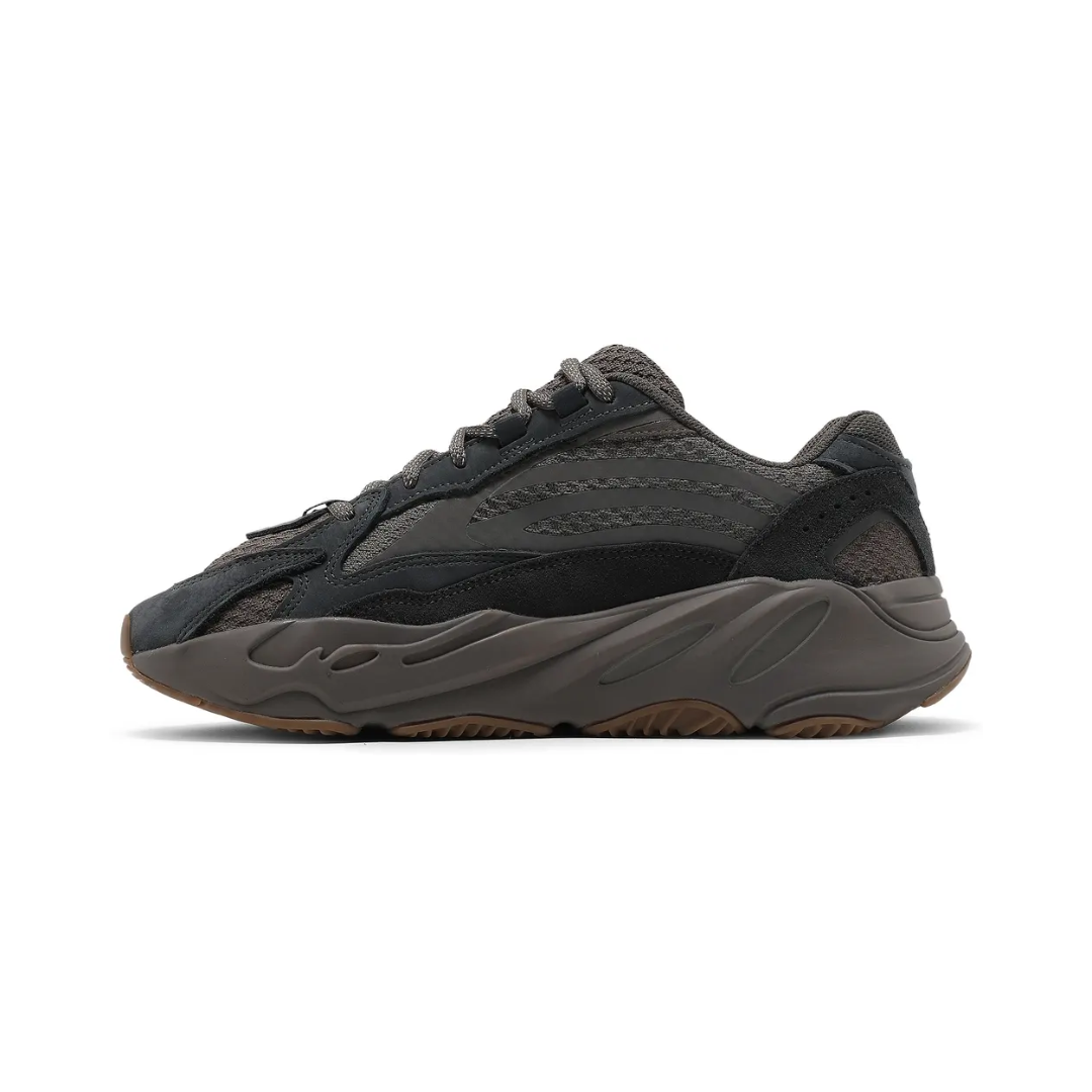 Yeezy Boost 700 V2 - "Mauve"