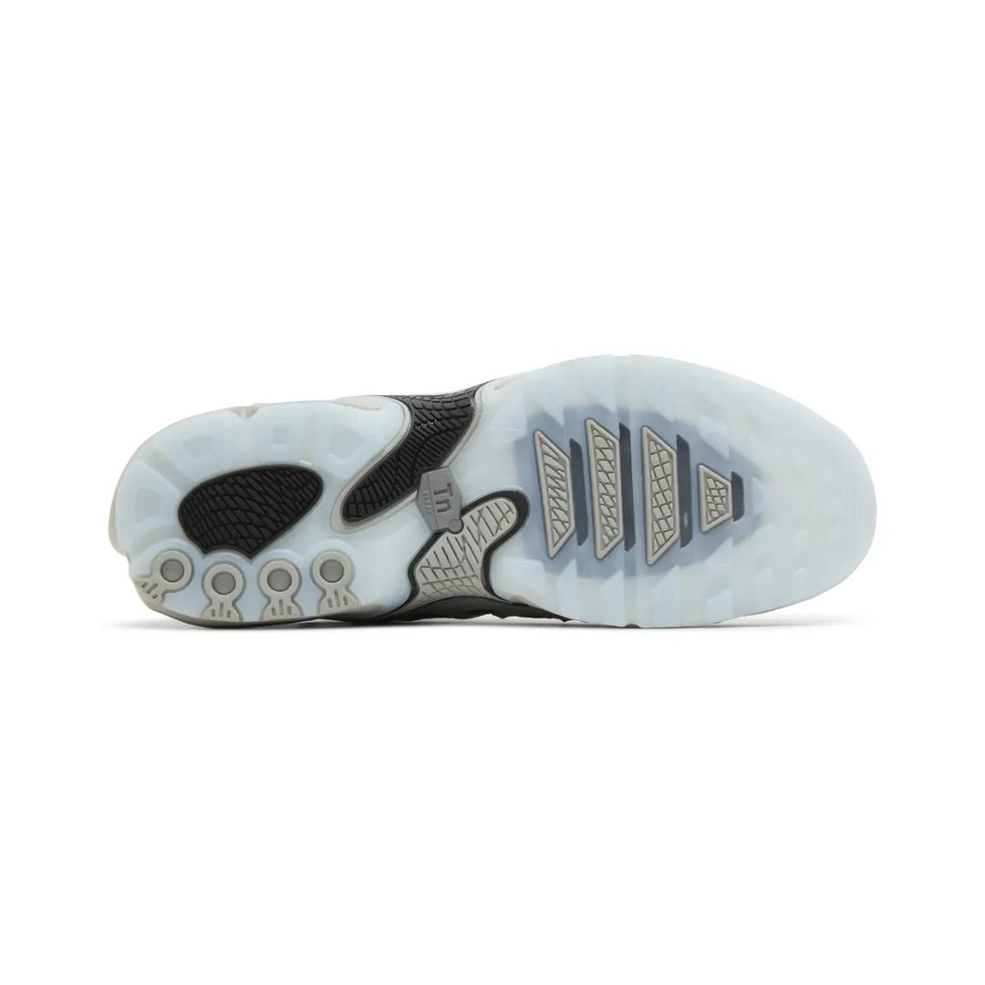 Air Max Plus Drift - "Light Smoke Grey"