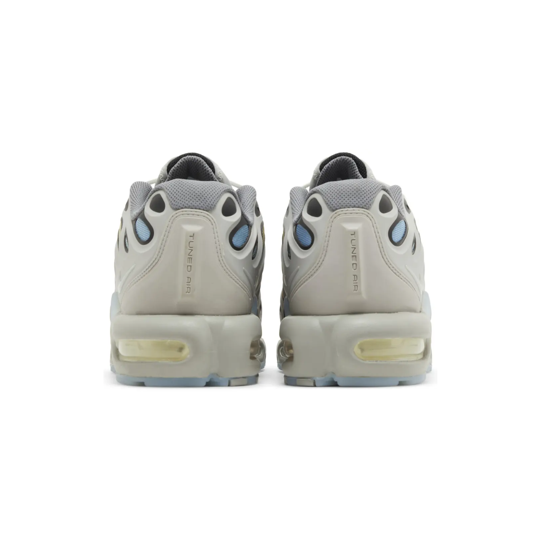 Air Max Plus Drift - "Light Smoke Grey"