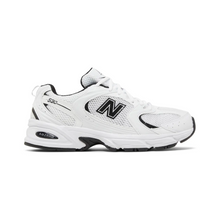 530 - "White Black"