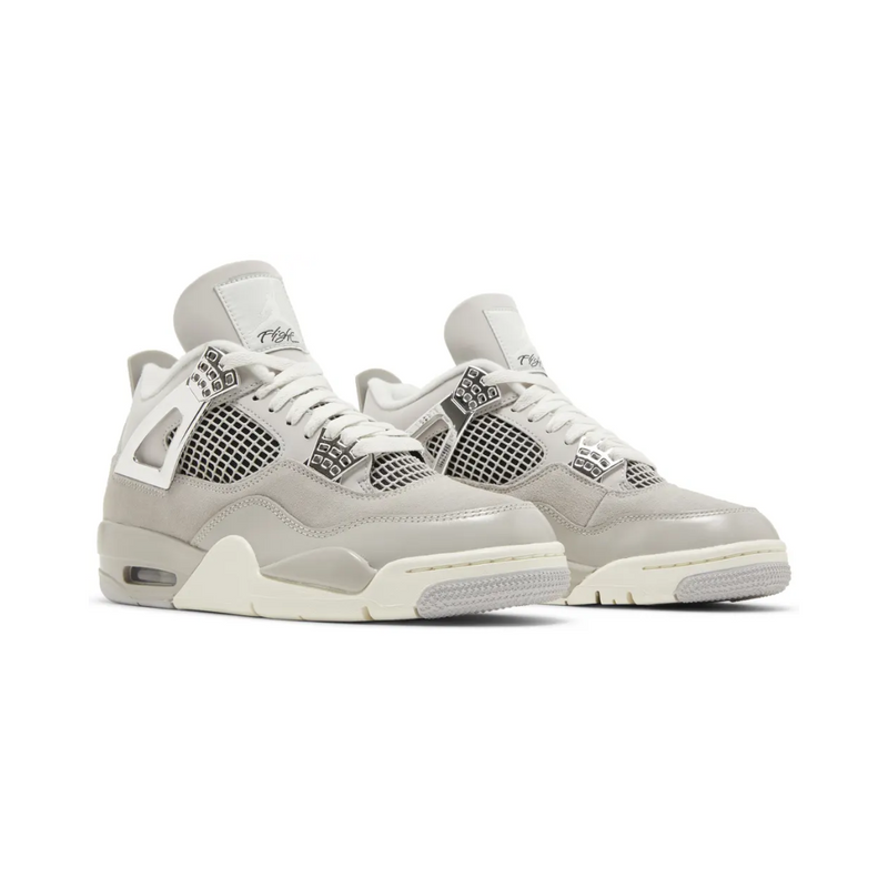 Air Jordan 4 Retro - "Frozen Moments"