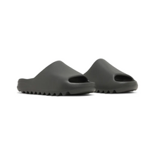 Yeezy Slides - "Dark Onyx"