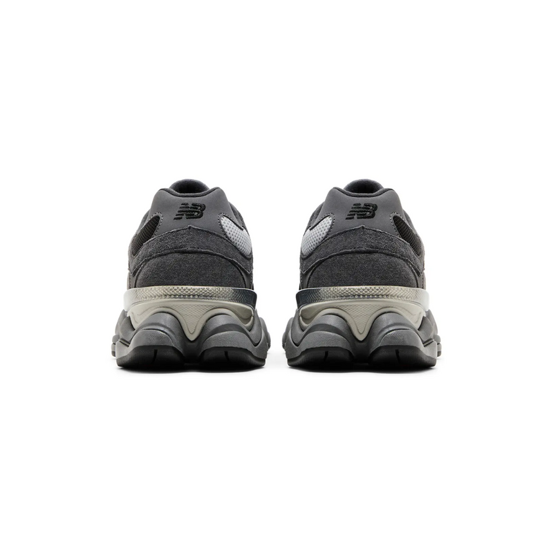 9060 - "Black Castlerock"