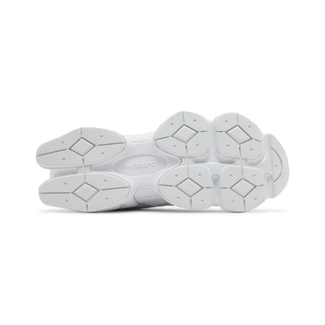 9060 - "Triple White"