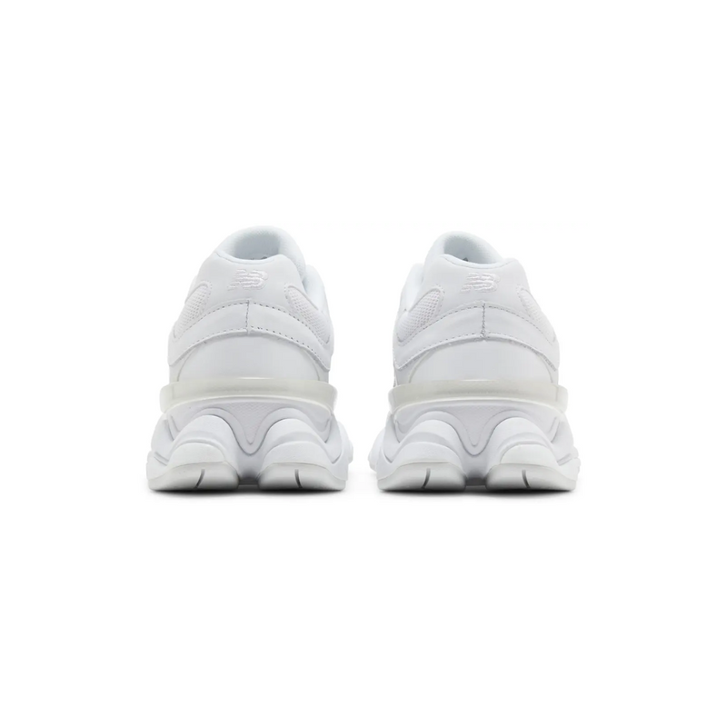 9060 - "Triple White"