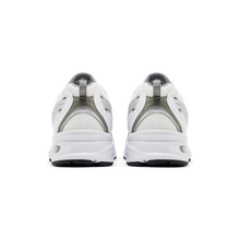 530 - "White Metallic Silver"