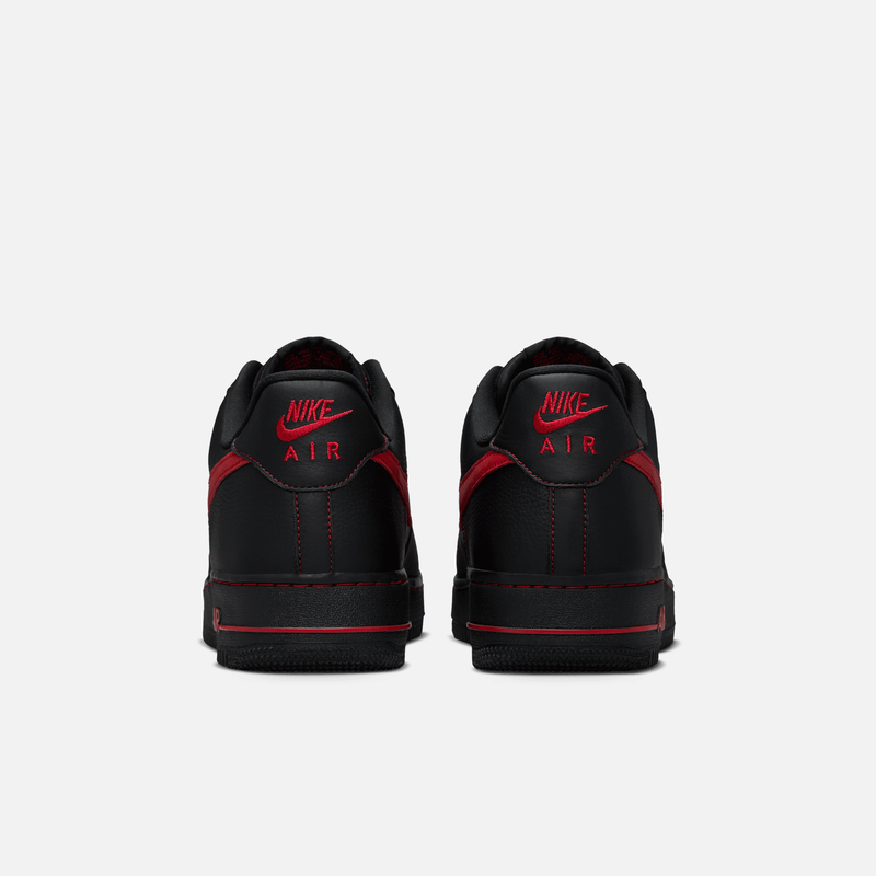 Nike Air Force 1 Low Bred - Preto / Vermelho