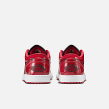 Air Jordan 1 Low SE Patent - Preto / Vermelho / Branco