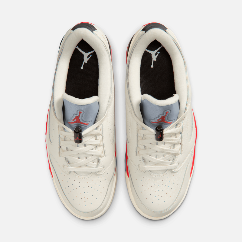 Air Jordan Sixty Plus Low - Branco-creme / Preto / Prateado refletivo / Vermelho