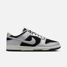 Nike Dunk Low - Prateado metálico / Preto / Branco-creme