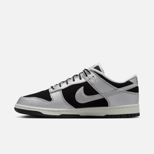 Nike Dunk Low - Prateado metálico / Preto / Branco-creme