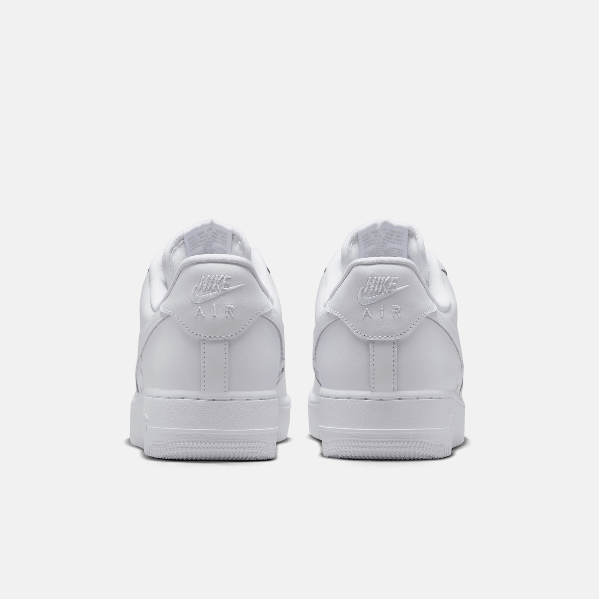 Nike Air Force 1 Low - Branco / Prateado metálico
