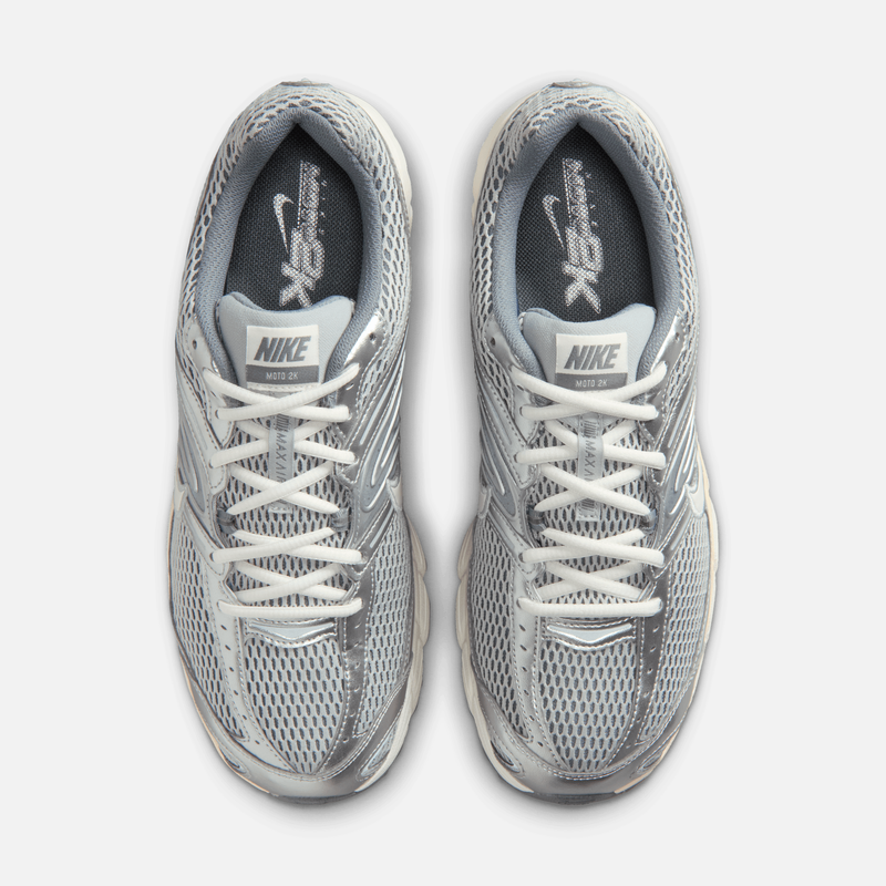Nike Air Max Moto 2K - Cinza claro / Cinza / Branco-creme / Branco