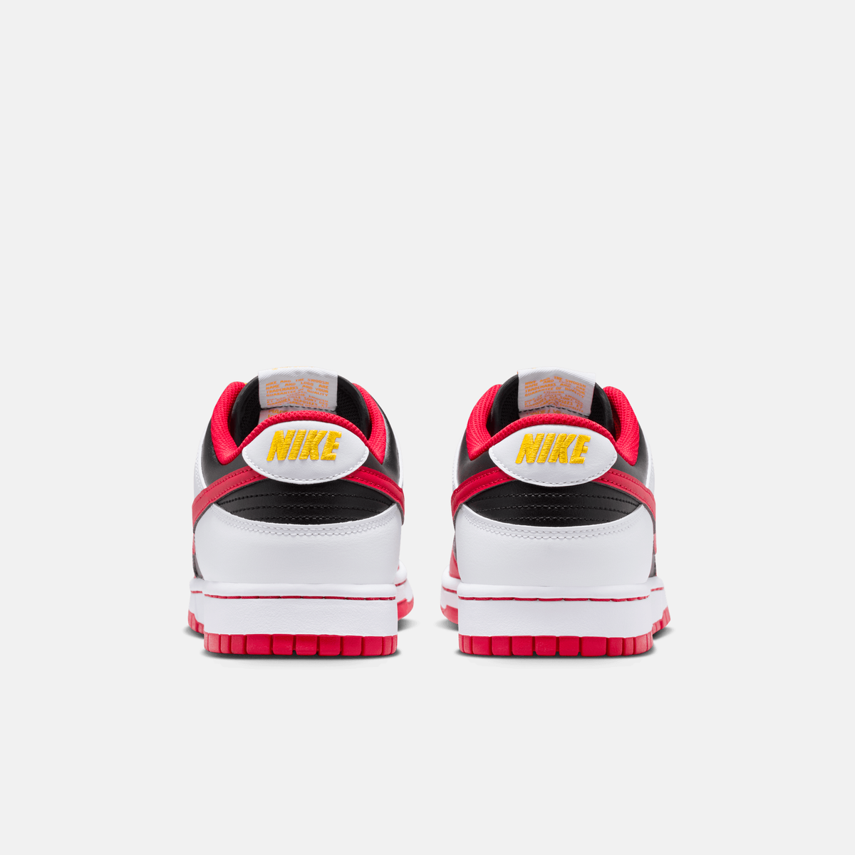 Nike Dunk Low - Preto / Vermelho / Dourado / Branco