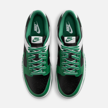 Nike Dunk Low - Preto / Branco / Verde-trevo