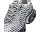 Tênis Nike Air Max Plus VII em cinza-fumê claro — imagem 2