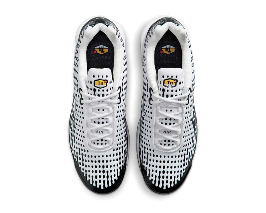 Tênis Nike Air Max Plus VII em branco e preto — imagem 5