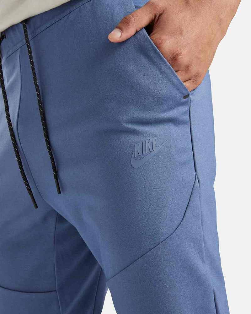Calça Nike Tech Fleece Lightweight - Azul e Preto