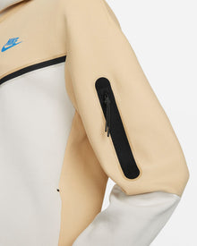 Jaqueta com capuz Nike Tech Fleece - Bege, Branco e Azul