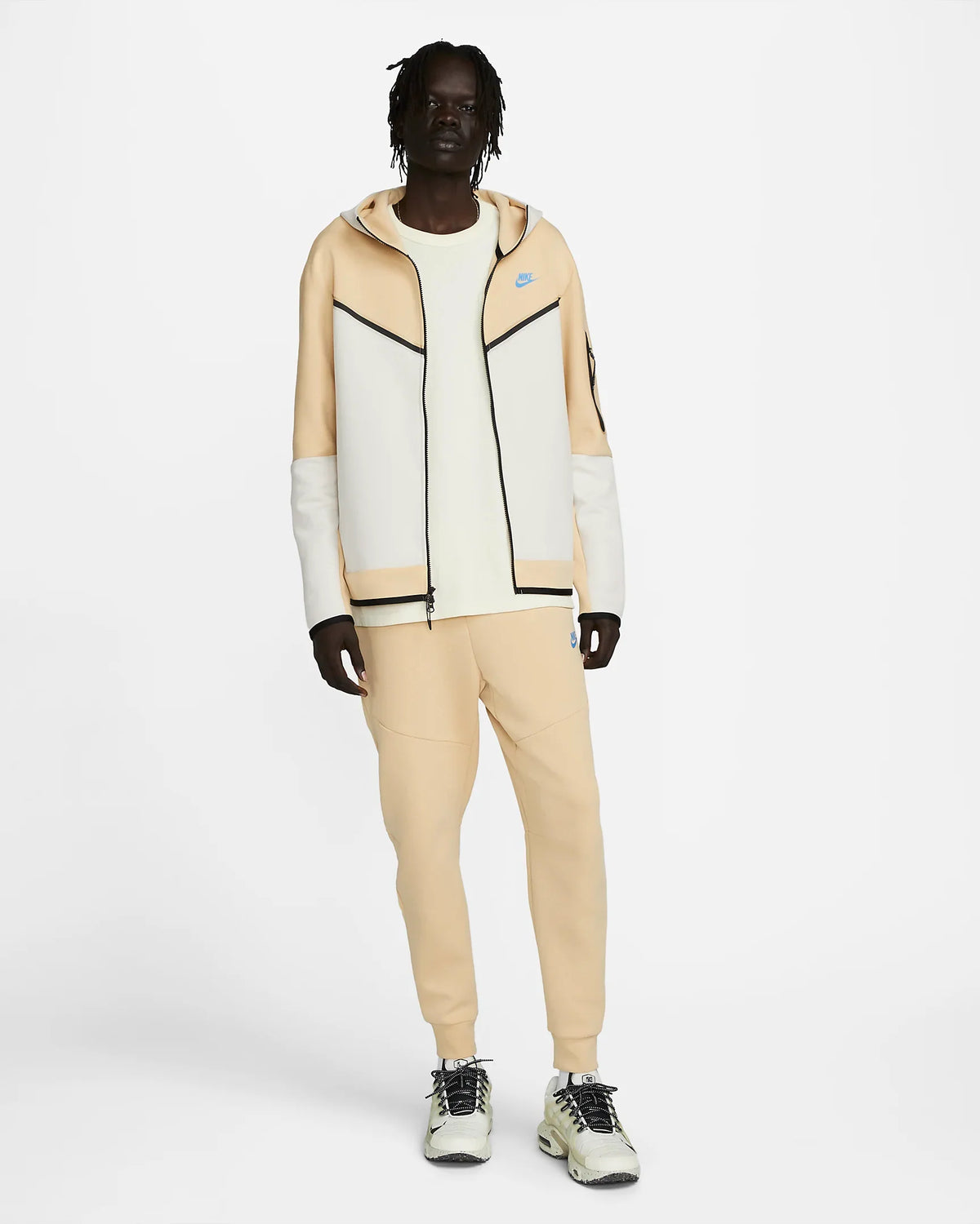 Jaqueta com capuz Nike Tech Fleece - Bege, Branco e Azul