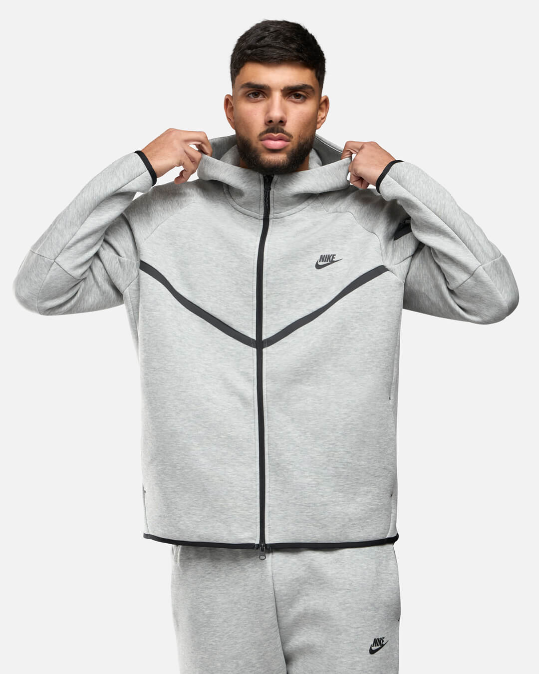 Jaqueta Nike Tech Fleece Windrunner - Cinza e Preto