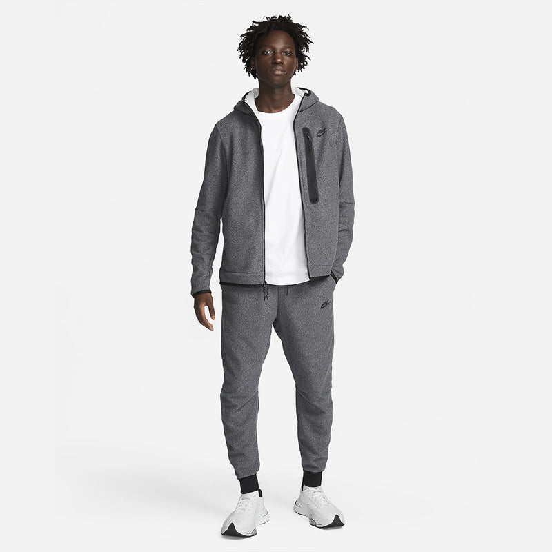 Jaqueta Nike Sportswear Tech Fleece - Cinza e Preto