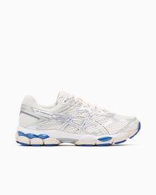 ASICS Gel-Cumulus 16 - Prateado e Branco