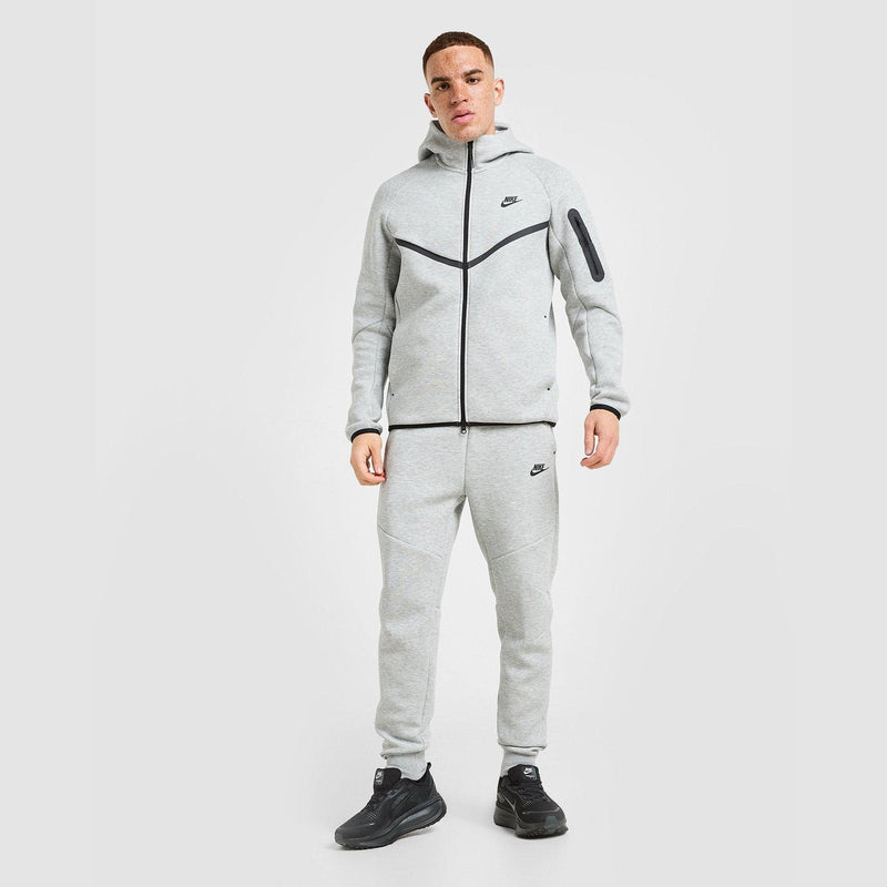 Nike Tech Fleece - Full-Zip Hoodie