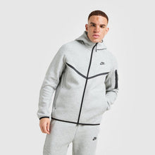 Nike Tech Fleece - Full-Zip Hoodie