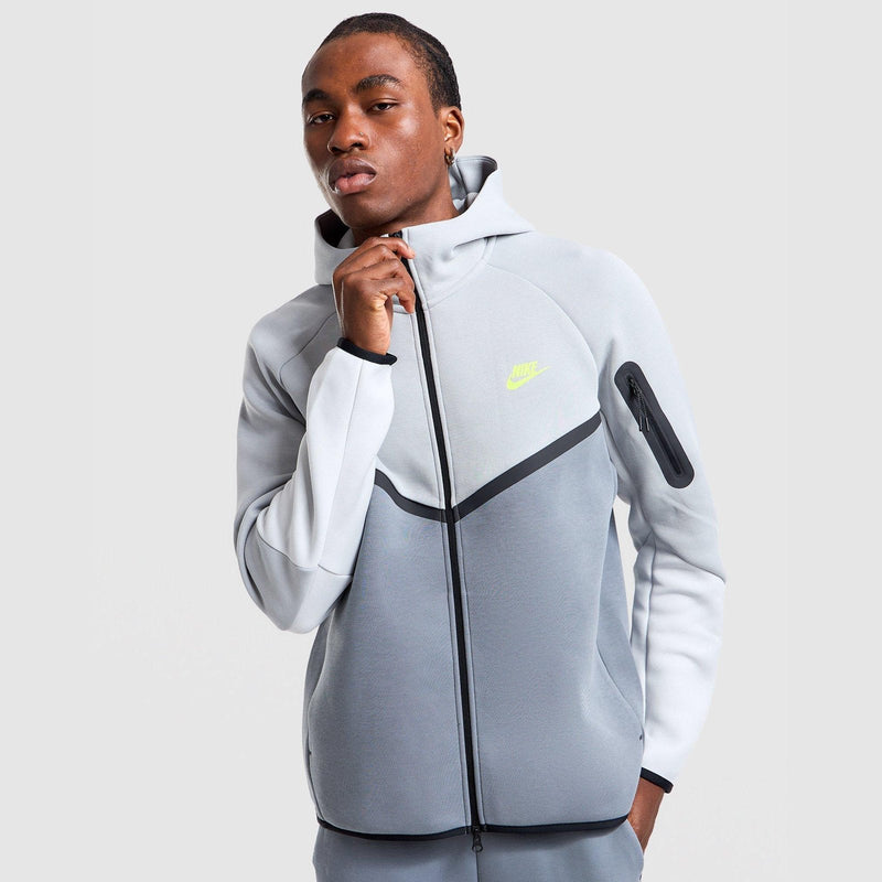 Nike Tech Fleece - Full-Zip Hoodie