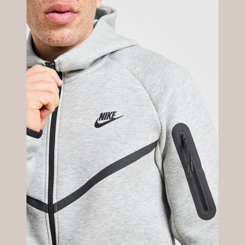 Nike Tech Fleece - Full-Zip Hoodie