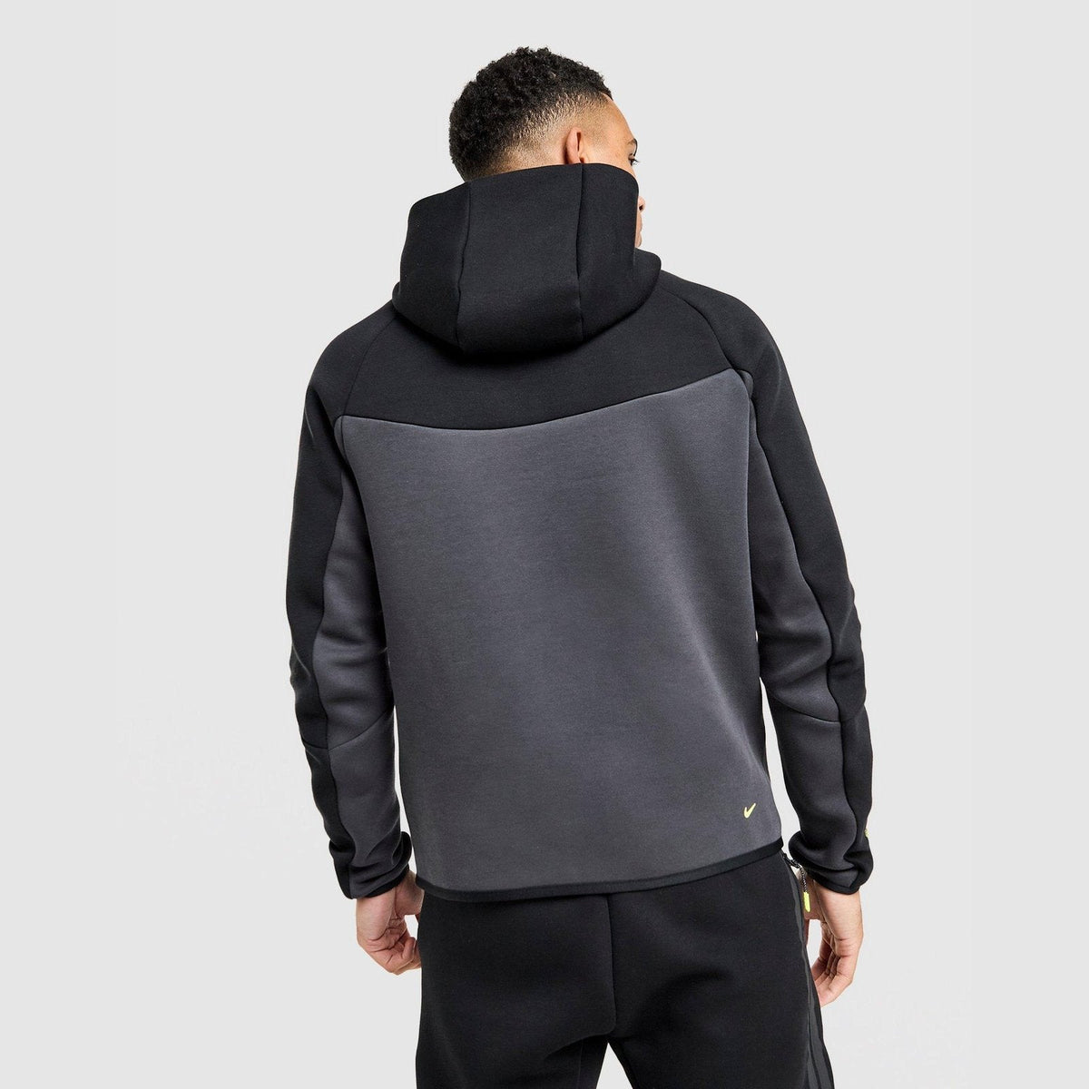 Nike Tech Fleece - Full-Zip Hoodie